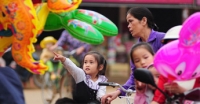 Tết và chợ Tết Việt Nam