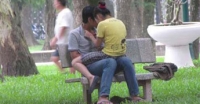 Tình dục &quot;thoáng&quot;: một hiện tượng văn hoá cần một giải pháp văn hóa