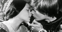 &quot;Romeo và Juliet&quot; - chuyện tình của mọi thời đại